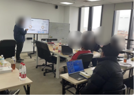 内部技术培训讨论现场
